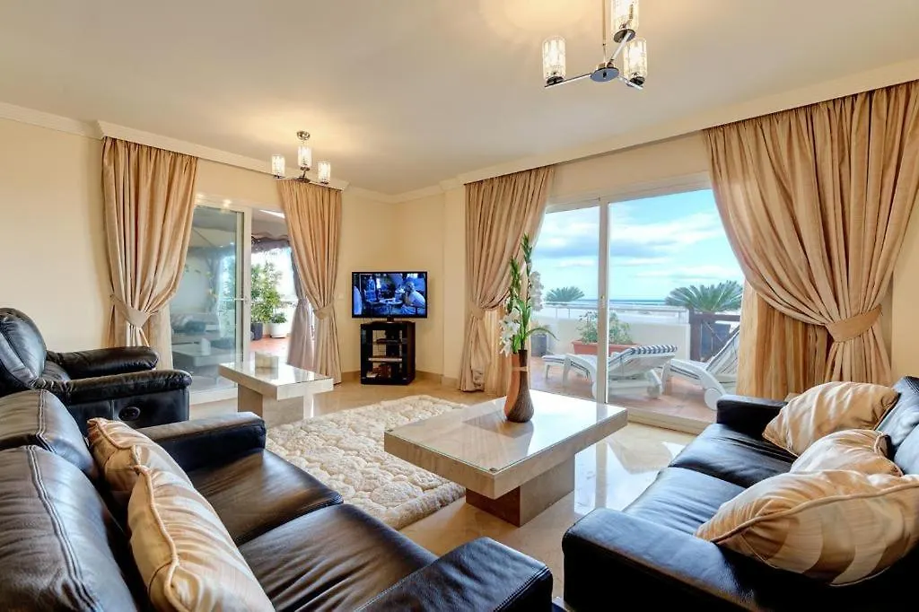 Frontline Beach Apartment - Sinfonia Del Mar Estepona