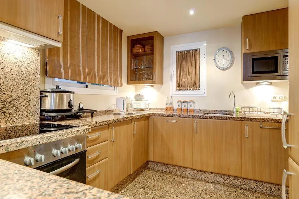 Frontline Beach Apartment - Sinfonia Del Mar Estepona
