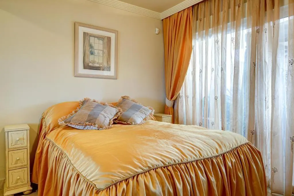 Frontline Beach Apartment - Sinfonia Del Mar Estepona